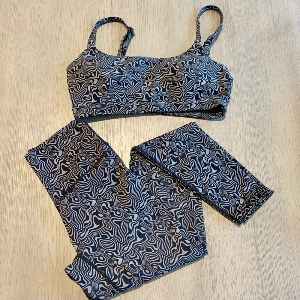 Balance Athletica Workout “Storm” Set (Sports Bra + Leggings) - Picture 2 of 12